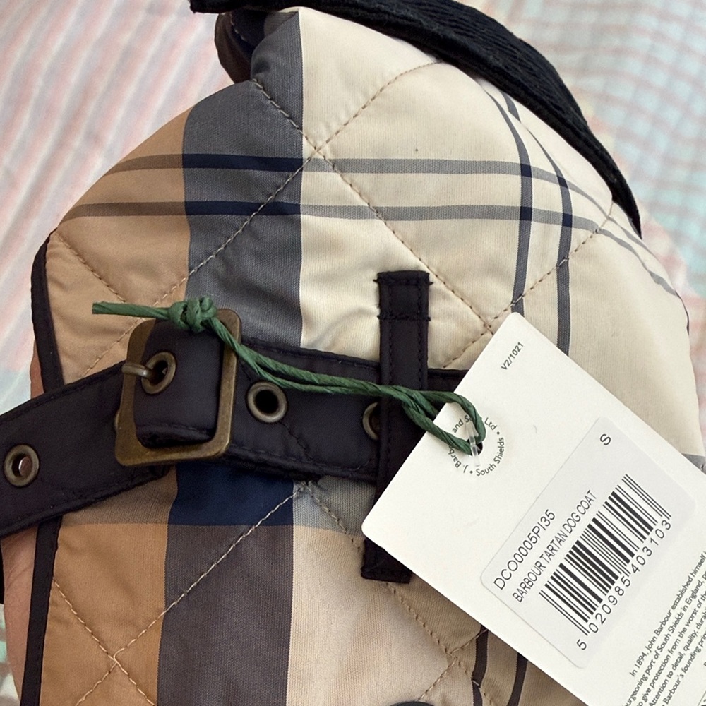 Barbour Quilted Tartan Dog Coat NWT - Picture 5 of 5